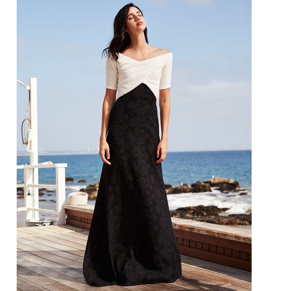 NEW Tadashi Shoji Hudson Off the Shoulder Crepe Gown Size 8 Black & White Floral